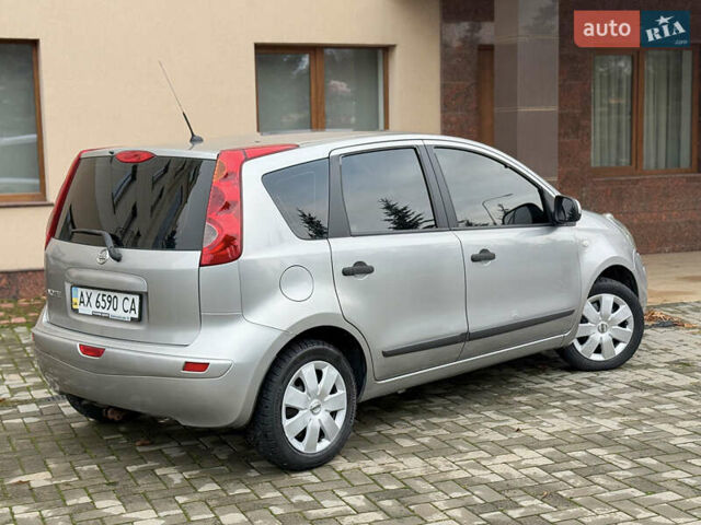 Серый Ниссан Ноут, объемом двигателя 1.4 л и пробегом 142 тыс. км за 5200 $, фото 35 на Automoto.ua