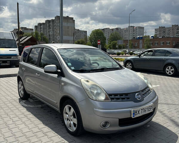 Сірий Ніссан Ноут, об'ємом двигуна 1.5 л та пробігом 260 тис. км за 5150 $, фото 5 на Automoto.ua