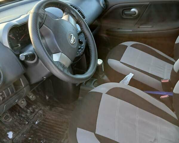 Сірий Ніссан Ноут, об'ємом двигуна 1.39 л та пробігом 230 тис. км за 4200 $, фото 4 на Automoto.ua