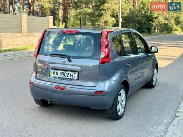 Сірий Ніссан Ноут, об'ємом двигуна 1.6 л та пробігом 270 тис. км за 5200 $, фото 4 на Automoto.ua