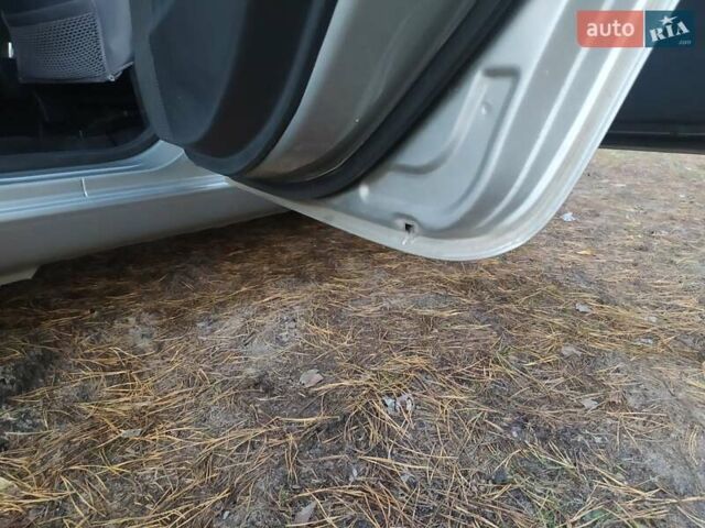 Серый Ниссан Ноут, объемом двигателя 1.6 л и пробегом 192 тыс. км за 5300 $, фото 15 на Automoto.ua