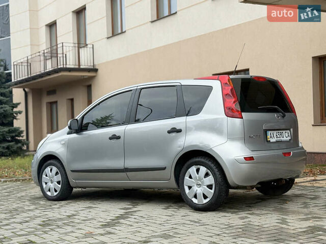 Серый Ниссан Ноут, объемом двигателя 1.4 л и пробегом 142 тыс. км за 5200 $, фото 31 на Automoto.ua