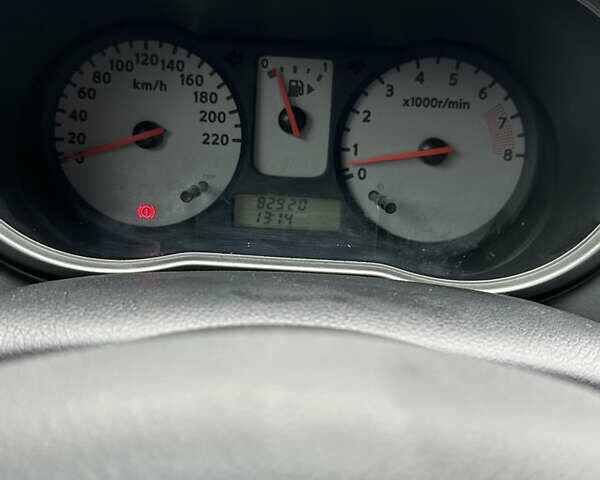 Серый Ниссан Ноут, объемом двигателя 1.6 л и пробегом 83 тыс. км за 5300 $, фото 12 на Automoto.ua