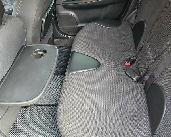 Серый Ниссан Ноут, объемом двигателя 1.6 л и пробегом 188 тыс. км за 6700 $, фото 16 на Automoto.ua