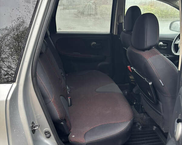 Сірий Ніссан Ноут, об'ємом двигуна 1.46 л та пробігом 263 тис. км за 5400 $, фото 8 на Automoto.ua