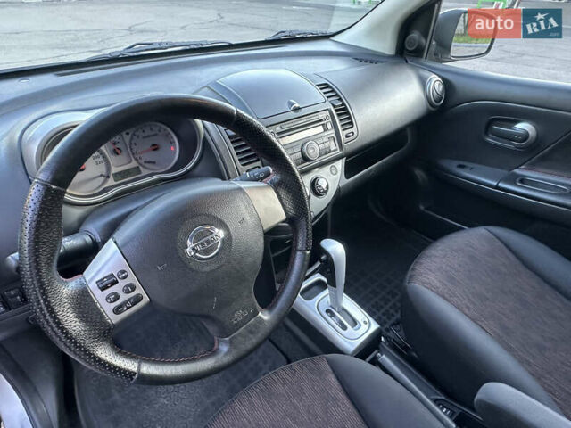 Серый Ниссан Ноут, объемом двигателя 1.6 л и пробегом 250 тыс. км за 5800 $, фото 12 на Automoto.ua