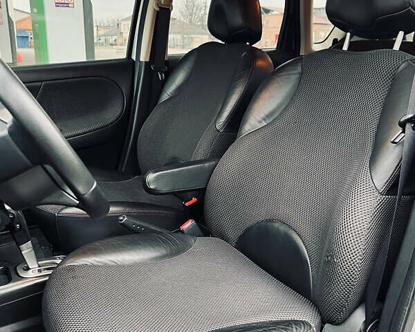 Серый Ниссан Ноут, объемом двигателя 1.6 л и пробегом 122 тыс. км за 6990 $, фото 25 на Automoto.ua