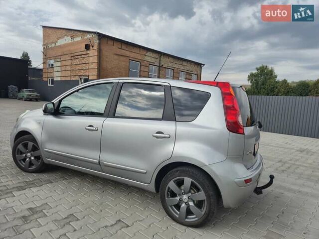 Сірий Ніссан Ноут, об'ємом двигуна 1.6 л та пробігом 230 тис. км за 5800 $, фото 11 на Automoto.ua
