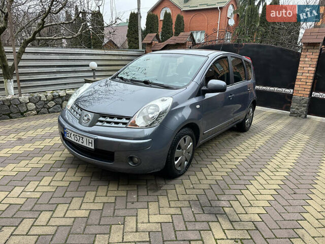 Сірий Ніссан Ноут, об'ємом двигуна 1.6 л та пробігом 190 тис. км за 7950 $, фото 10 на Automoto.ua