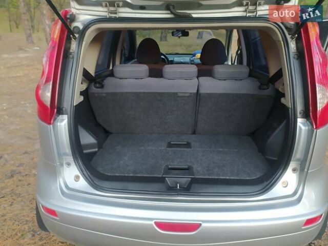 Серый Ниссан Ноут, объемом двигателя 1.6 л и пробегом 192 тыс. км за 5300 $, фото 9 на Automoto.ua