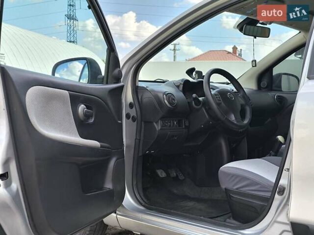 Сірий Ніссан Ноут, об'ємом двигуна 1.4 л та пробігом 293 тис. км за 5100 $, фото 21 на Automoto.ua