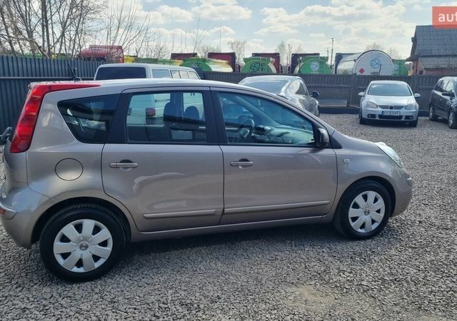 Сірий Ніссан Ноут, об'ємом двигуна 1.4 л та пробігом 193 тис. км за 5800 $, фото 7 на Automoto.ua