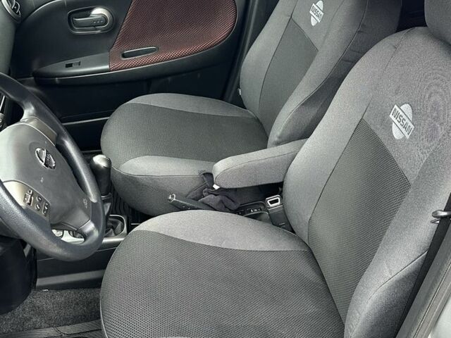 Серый Ниссан Ноут, объемом двигателя 1.6 л и пробегом 83 тыс. км за 5500 $, фото 7 на Automoto.ua