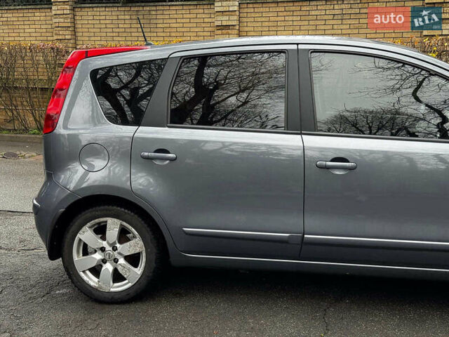 Сірий Ніссан Ноут, об'ємом двигуна 1.6 л та пробігом 127 тис. км за 5890 $, фото 5 на Automoto.ua