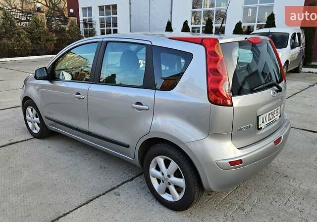 Сірий Ніссан Ноут, об'ємом двигуна 1.39 л та пробігом 57 тис. км за 6400 $, фото 2 на Automoto.ua