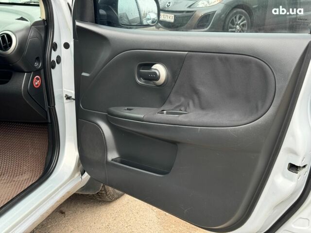 Сірий Ніссан Ноут, об'ємом двигуна 1.4 л та пробігом 137 тис. км за 4990 $, фото 19 на Automoto.ua