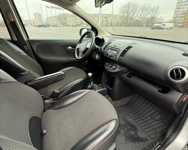 Сірий Ніссан Ноут, об'ємом двигуна 1.6 л та пробігом 238 тис. км за 5499 $, фото 8 на Automoto.ua