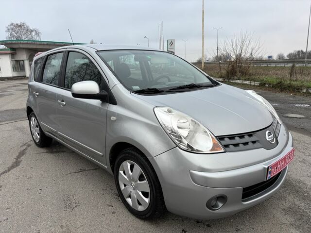Сірий Ніссан Ноут, об'ємом двигуна 0 л та пробігом 214 тис. км за 5699 $, фото 1 на Automoto.ua