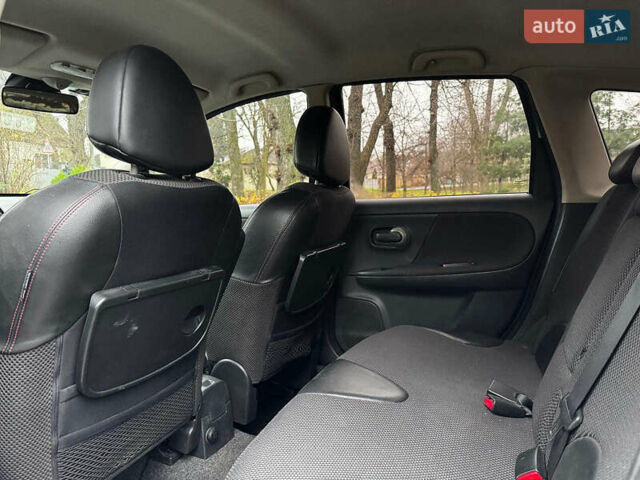 Сірий Ніссан Ноут, об'ємом двигуна 1.6 л та пробігом 127 тис. км за 5890 $, фото 24 на Automoto.ua