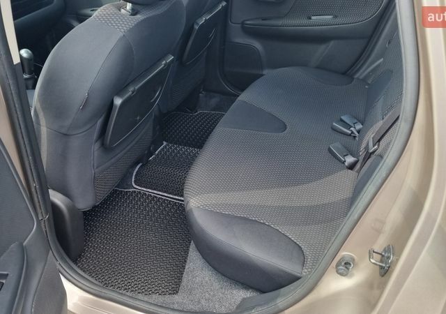 Сірий Ніссан Ноут, об'ємом двигуна 1.4 л та пробігом 193 тис. км за 5800 $, фото 14 на Automoto.ua