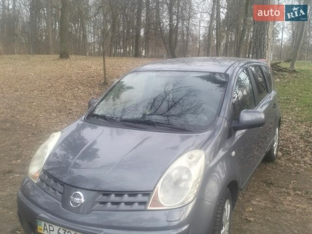 Сірий Ніссан Ноут, об'ємом двигуна 1.4 л та пробігом 220 тис. км за 5400 $, фото 4 на Automoto.ua