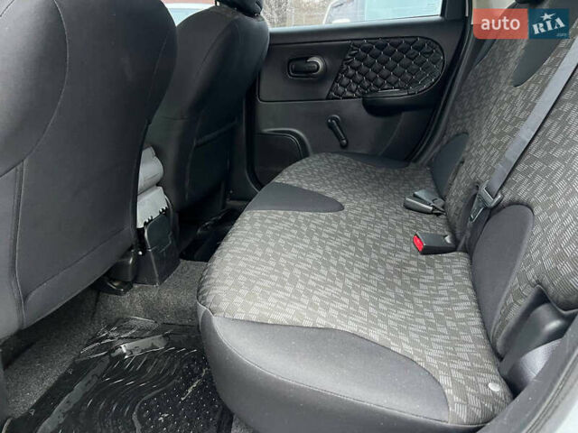 Сірий Ніссан Ноут, об'ємом двигуна 1.4 л та пробігом 173 тис. км за 5700 $, фото 14 на Automoto.ua