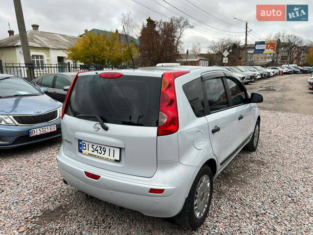 Сірий Ніссан Ноут, об'ємом двигуна 1.4 л та пробігом 173 тис. км за 5700 $, фото 6 на Automoto.ua