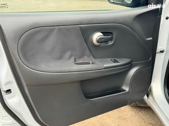 Сірий Ніссан Ноут, об'ємом двигуна 1.4 л та пробігом 137 тис. км за 4990 $, фото 10 на Automoto.ua