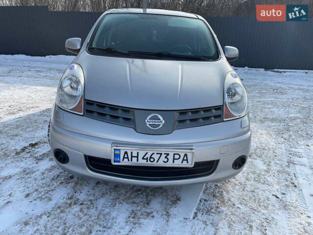 Серый Ниссан Ноут, объемом двигателя 1.4 л и пробегом 184 тыс. км за 5750 $, фото 7 на Automoto.ua