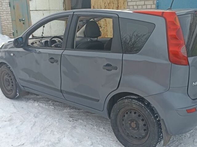 Серый Ниссан Ноут, объемом двигателя 0 л и пробегом 110 тыс. км за 1500 $, фото 1 на Automoto.ua