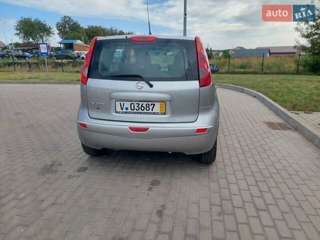Сірий Ніссан Ноут, об'ємом двигуна 1.6 л та пробігом 174 тис. км за 7500 $, фото 5 на Automoto.ua