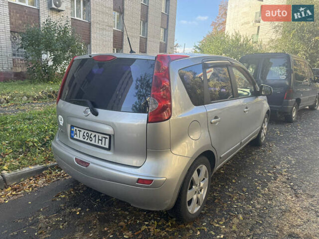 Серый Ниссан Ноут, объемом двигателя 1.6 л и пробегом 237 тыс. км за 7000 $, фото 2 на Automoto.ua