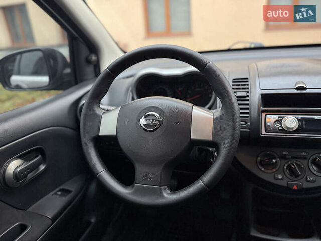 Серый Ниссан Ноут, объемом двигателя 1.4 л и пробегом 142 тыс. км за 5200 $, фото 49 на Automoto.ua