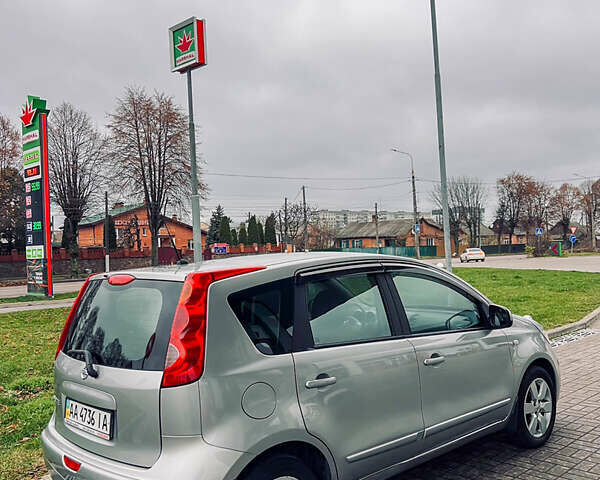 Серый Ниссан Ноут, объемом двигателя 1.6 л и пробегом 122 тыс. км за 6990 $, фото 5 на Automoto.ua