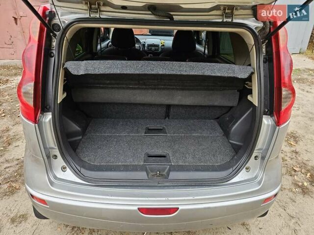 Серый Ниссан Ноут, объемом двигателя 1.6 л и пробегом 188 тыс. км за 6700 $, фото 23 на Automoto.ua