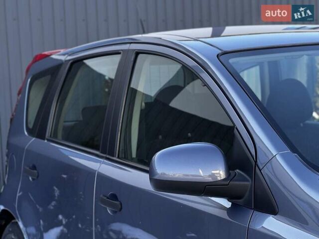 Сірий Ніссан Ноут, об'ємом двигуна 1.6 л та пробігом 206 тис. км за 6399 $, фото 14 на Automoto.ua