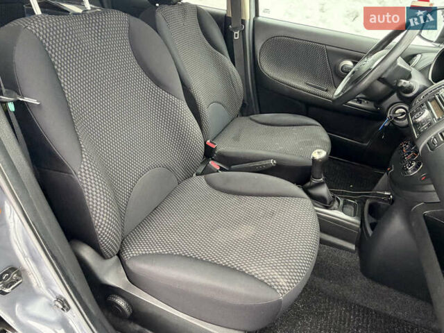 Серый Ниссан Ноут, объемом двигателя 1.6 л и пробегом 198 тыс. км за 5700 $, фото 16 на Automoto.ua