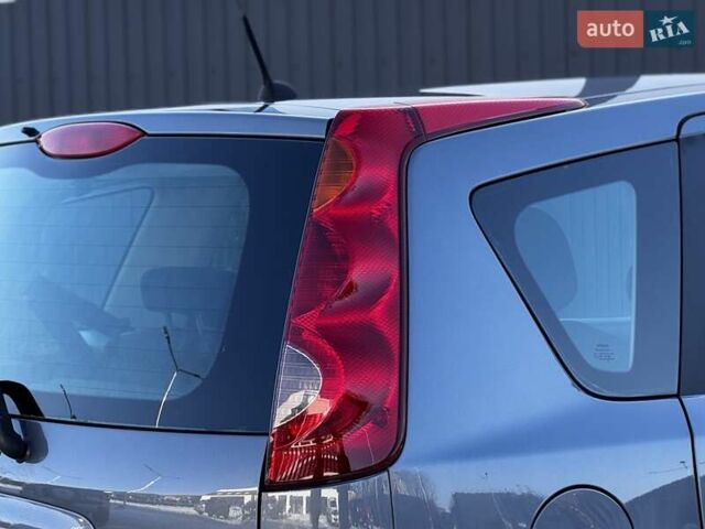 Сірий Ніссан Ноут, об'ємом двигуна 1.6 л та пробігом 206 тис. км за 6399 $, фото 20 на Automoto.ua