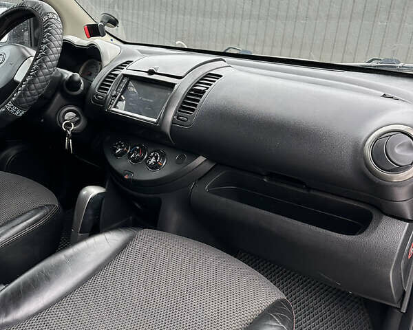 Сірий Ніссан Ноут, об'ємом двигуна 1.6 л та пробігом 178 тис. км за 6200 $, фото 10 на Automoto.ua