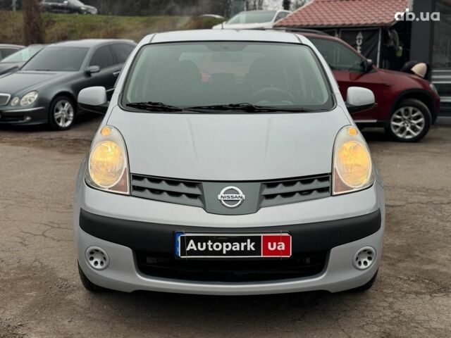Сірий Ніссан Ноут, об'ємом двигуна 1.4 л та пробігом 137 тис. км за 4990 $, фото 1 на Automoto.ua