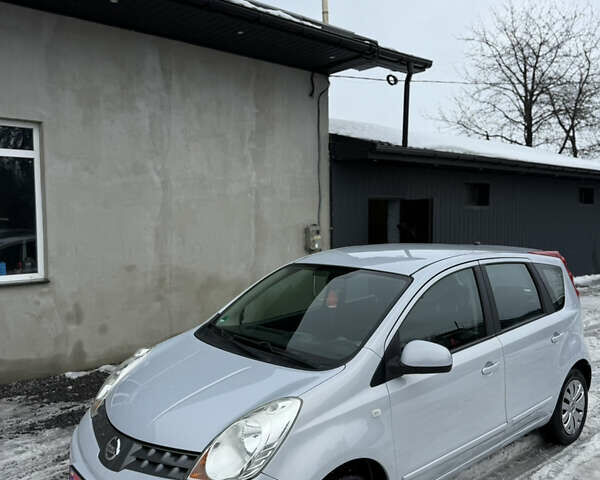 Сірий Ніссан Ноут, об'ємом двигуна 1.4 л та пробігом 188 тис. км за 5000 $, фото 9 на Automoto.ua