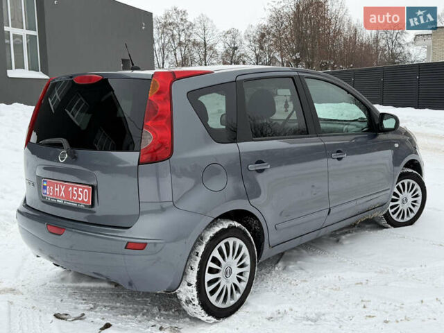 Серый Ниссан Ноут, объемом двигателя 1.6 л и пробегом 198 тыс. км за 5700 $, фото 4 на Automoto.ua