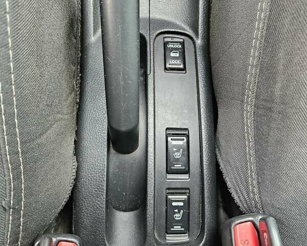 Серый Ниссан Ноут, объемом двигателя 1.6 л и пробегом 188 тыс. км за 6700 $, фото 13 на Automoto.ua