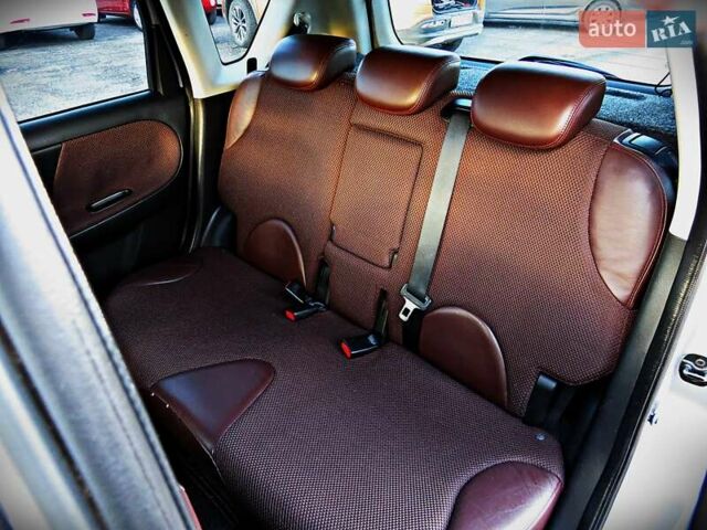 Серый Ниссан Ноут, объемом двигателя 1.6 л и пробегом 144 тыс. км за 7700 $, фото 16 на Automoto.ua