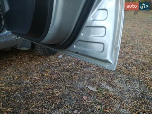 Серый Ниссан Ноут, объемом двигателя 1.6 л и пробегом 192 тыс. км за 5300 $, фото 17 на Automoto.ua