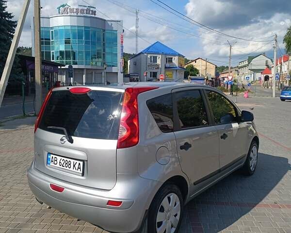 Сірий Ніссан Ноут, об'ємом двигуна 1.4 л та пробігом 150 тис. км за 5100 $, фото 8 на Automoto.ua