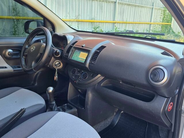 Сірий Ніссан Ноут, об'ємом двигуна 1.4 л та пробігом 323 тис. км за 4999 $, фото 16 на Automoto.ua