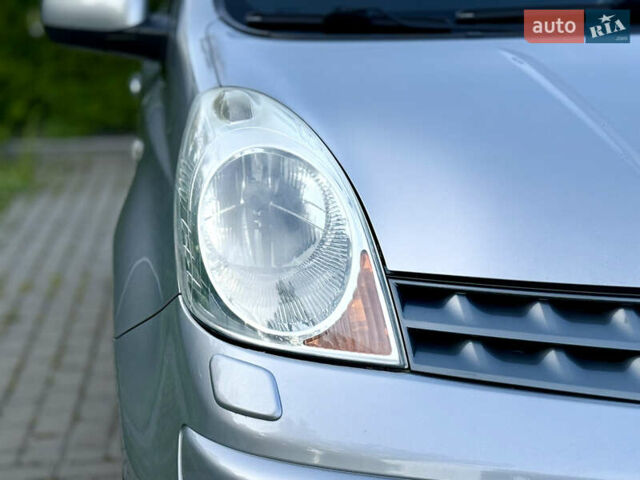 Серый Ниссан Ноут, объемом двигателя 1.6 л и пробегом 207 тыс. км за 7500 $, фото 21 на Automoto.ua