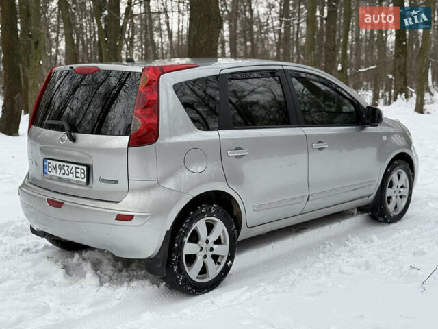 Серый Ниссан Ноут, объемом двигателя 1.6 л и пробегом 188 тыс. км за 6900 $, фото 7 на Automoto.ua