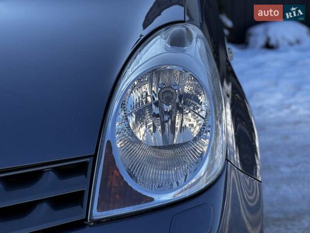 Сірий Ніссан Ноут, об'ємом двигуна 1.6 л та пробігом 206 тис. км за 6399 $, фото 7 на Automoto.ua